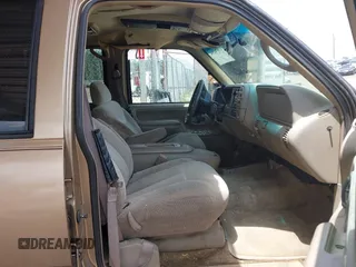 1999 Chevrolet Suburban with VIN 1GNFK16RXXJ416360, listed as a IAAI auction lot 42670294 with 319,691 mi miles and . Bid and sale history available at DreamBid. Image 5.