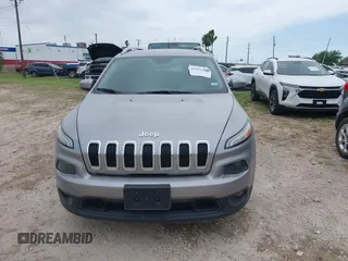 2018 Jeep Cherokee Latitude with VIN 1C4PJLCX4JD559096, listed as a IAAI auction lot 41925282 with 127,488 mi miles and . Bid and sale history available at DreamBid. Image 12.