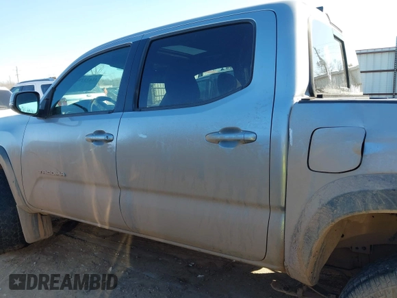 2017 Toyota Tacoma SR5 with VIN 3TMCZ5AN4HM056106, listed as a IAAI auction lot 41432290 with 120,676 mi miles and . Bid and sale history available at DreamBid. Image 15.