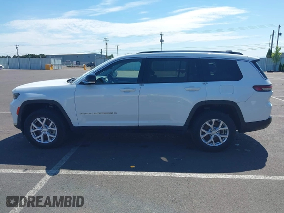 2022 Jeep Grand Cherokee Limited with VIN 1C4RJKBG1N8515561, listed as a IAAI auction lot 42628064 with 29,744 mi miles and . Bid and sale history available at DreamBid. Image 14.