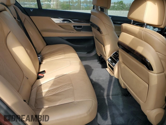 2020 BMW 7 Series 750i xDrive с VIN WBA7U2C02LGM27019, выставлен на аукционе Copart как лот 54122615 с пробегом Не указан миль и Списание • Salvage title. История ставок и продаж доступна на DreamBid. Изображение 10.