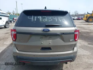 2017 Ford Police Interceptor Utility with VIN 1FM5K8AR5HGA44070, listed as a IAAI auction lot 41923462 with 146,676 mi miles and . Bid and sale history available at DreamBid. Image 16.