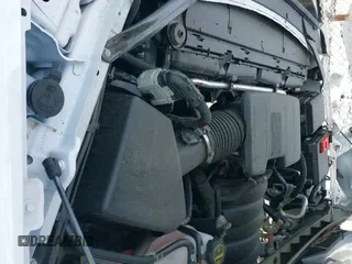 2025 GMC Yukon z VIN 1GKS2ERL0SR139562, wystawiony jako IAAI lot #42604302 z przebiegiem 19 472 mil mil oraz . Historia ofert i sprzedaży dostępna na DreamBid. Obrazek 19.