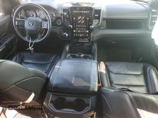 2022 Ram 1500 Limited z VIN 1C6SRFHT7NN455235, wystawiony jako Copart lot #81618484 z przebiegiem 46 937 mil mil oraz Szkoda całkowita • Salvage title. Historia ofert i sprzedaży dostępna na DreamBid. Obrazek 8.