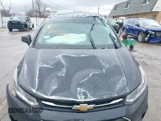 2018 Chevrolet Trax LS with VIN 3GNCJKSB5JL250074, listed as a IAAI auction lot 41727033 with 91,116 mi miles. Bid and sale history available at carsss.com. Image 6.
