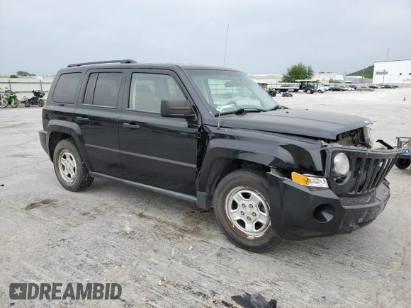 2008 Jeep Patriot Sport z VIN 1J8FT280X8D534394, wystawiony jako Copart lot #53935575 z przebiegiem 122 836 mil mil oraz Szkoda całkowita • Salvage title. Historia ofert i sprzedaży dostępna na DreamBid. Obrazek 4.