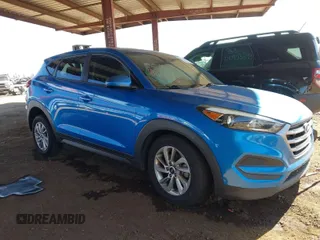2017 Hyundai Tucson SE with VIN KM8J23A48HU423121, listed as a IAAI auction lot 41772059 with 72,082 mi miles. Bid and sale history available at carsss.com. Image 1.