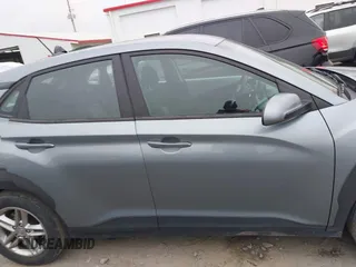 2021 Hyundai Kona SE with VIN KM8K12AA5MU645651, listed as a IAAI auction lot 41515816 with 83,263 mi miles. Bid and sale history available at carsss.com. Image 14.