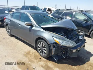 2017 Nissan Altima SV z VIN 1N4AL3AP1HC297434, wystawiony jako IAAI lot #41992431 z przebiegiem 59 961 mil mil oraz . Historia ofert i sprzedaży dostępna na DreamBid. Obrazek 1.