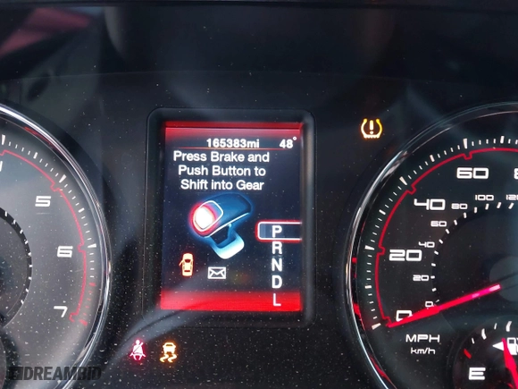 2012 Dodge Charger SE with VIN 2C3CDXBG7CH300367, listed as a IAAI auction lot 42067391 with 165,383 mi miles. Bid and sale history available at carsss.com. Image 7.