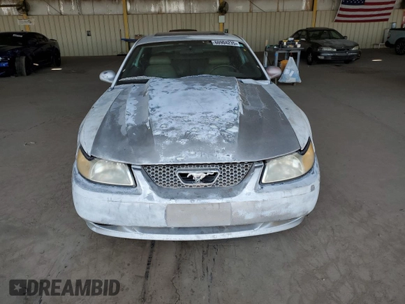 2002 Ford Mustang GT Deluxe with VIN 1FAFP42XX2F123530, listed as a Copart auction lot 60904235 with Not provided miles and Clean title. Bid and sale history available at DreamBid. Image 5.
