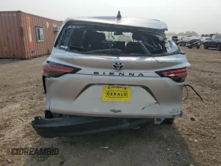 2022 Toyota Sienna XLE with VIN 5TDYRKEC0NS128511, listed as a Copart auction lot 59043675 with 57,573 mi miles and Salvage title. Bid and sale history available at DreamBid. Image 6.