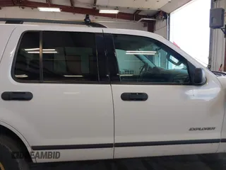 2004 Ford Explorer XLS z VIN 1FMZU72K84UB18388, wystawiony jako IAAI lot #42066508 z przebiegiem 163 416 mil mil oraz . Historia ofert i sprzedaży dostępna na DreamBid. Obrazek 13.