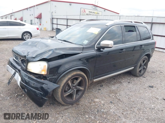 2014 Volvo XC90 R-Design with VIN YV4952CF3E1688921, listed as a IAAI auction lot 41172394 with 102,986 mi miles and . Bid and sale history available at DreamBid. Image 2.