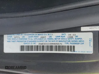 2004 Volkswagen Beetle z VIN 3VWCD31CX4M405570, wystawiony jako Copart lot #61769685 z przebiegiem 47 926 mil mil oraz Szkoda całkowita • Salvage title. Historia ofert i sprzedaży dostępna na DreamBid. Obrazek 13.