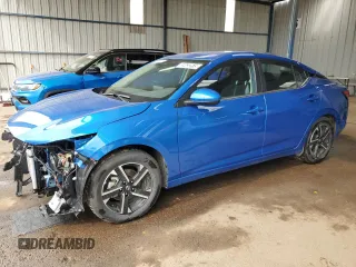 2025 Nissan Sentra SV z VIN 3N1AB8CV6SY299753, wystawiony jako Copart lot #59432515 z przebiegiem 3 052 mil mil oraz Czysty tytuł • Clean title. Historia ofert i sprzedaży dostępna na DreamBid. Obrazek 1.