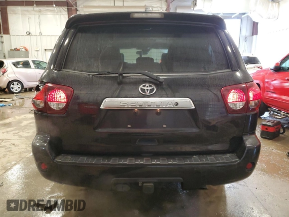 2019 Toyota Sequoia Limited with VIN 5TDJY5G19KS165621, listed as a Copart auction lot 43008635 with 30,806 mi miles and Non Repairable. Bid and sale history available at carsss.com. Image 6.