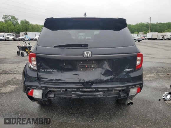 2021 Honda Passport EX-L z VIN 5FNYF8H50MB004444, wystawiony jako Copart lot #56404505 z przebiegiem 77 547 mil mil oraz Szkoda całkowita • Salvage title. Historia ofert i sprzedaży dostępna na DreamBid. Obrazek 6.