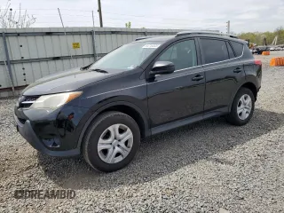 2015 Toyota RAV4 LE z VIN 2T3BFREV9FW286290, wystawiony jako Copart lot #54716505 z przebiegiem 130 884 mil mil oraz Szkoda całkowita • Salvage title. Historia ofert i sprzedaży dostępna na DreamBid. Obrazek 1.