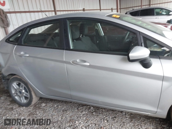 2018 Ford Fiesta SE with VIN 3FADP4BJ2JM133499, listed as a IAAI auction lot 41547240 with 125,186 mi miles. Bid and sale history available at carsss.com. Image 13.