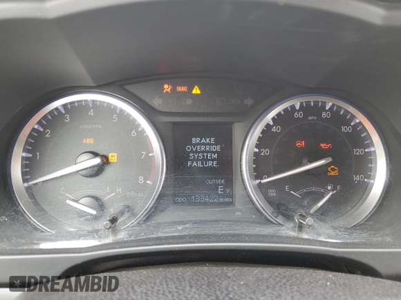 2016 Toyota Highlander LE Plus with VIN 5TDZKRFH9GS165569, listed as a Copart auction lot 60481085 with 133,422 mi miles and Salvage title. Bid and sale history available at DreamBid. Image 9.
