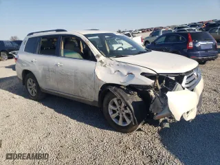 2011 Toyota Highlander with VIN 5TDZK3EHXBS029782, listed as a Copart auction lot 46915215 with 201,564 mi miles and Salvage Title. Bid and sale history available at carsss.com. Image 4.
