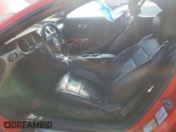 2022 Ford Mustang EcoBoost z VIN 1FATP8UH0N5115883, wystawiony jako Copart lot #49537545 z przebiegiem 57 124 mil mil oraz Szkoda całkowita • Salvage title. Historia ofert i sprzedaży dostępna na DreamBid. Obrazek 7.