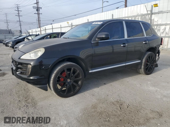 2010 Porsche Cayenne z VIN WP1AA2AP0ALA01057, wystawiony jako Copart lot #86414274 z przebiegiem 145 190 mil mil oraz Szkody całkowita. Historia ofert i sprzedaży dostępna na DreamBid. Obrazek 1.