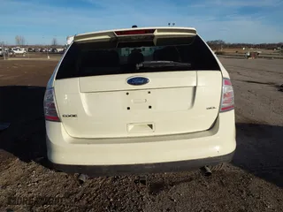 2008 Ford Edge SEL with VIN 2FMDK38C48BA46738, listed as a IAAI auction lot 41109477 with 141,446 mi miles. Bid and sale history available at carsss.com. Image 16.