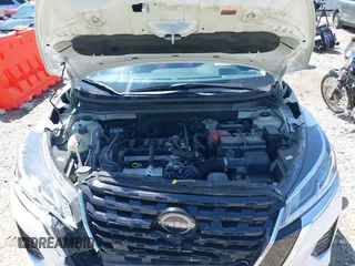 2023 Nissan Kicks S with VIN 3N1CP5BV6PL568560, listed as a IAAI auction lot 41984194 with 31,766 mi miles and . Bid and sale history available at DreamBid. Image 5.