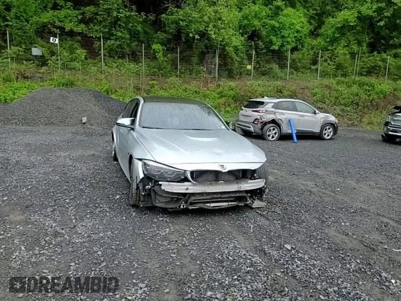 2018 BMW M3 z VIN WBS8M9C55J5K98867, wystawiony jako Copart lot #56819745 z przebiegiem 99 913 mil mil oraz Szkoda całkowita • Salvage title. Historia ofert i sprzedaży dostępna na DreamBid. Obrazek 13.