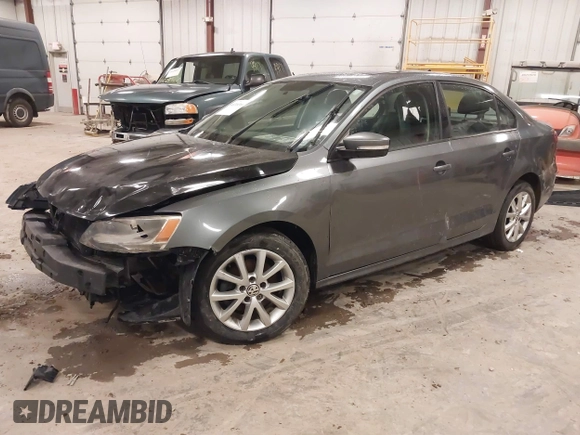 2011 Volkswagen Jetta SE with VIN 3VWDZ7AJXBM316686, listed as a IAAI auction lot 41218388 with 239,027 mi miles and . Bid and sale history available at DreamBid. Image 17.