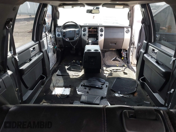 2012 Ford Expedition Max Limited с VIN 1FMJK2A58CEF60050, выставлен на аукционе IAAI как лот 42061386 с пробегом 212 874 миль миль и . История ставок и продаж доступна на DreamBid. Изображение 18.