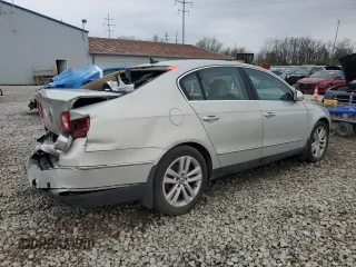 2009 Volkswagen Passat Komfort z VIN WVWJK73C39E024189, wystawiony jako Copart lot #48252385 z przebiegiem Nie podano mil oraz Szkoda całkowita • Salvage title. Historia ofert i sprzedaży dostępna na DreamBid. Obrazek 3.