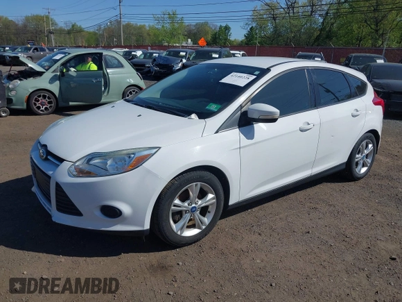 2013 Ford Focus SE with VIN 1FADP3K26DL262144, listed as a IAAI auction lot 42140228 with 107,379 mi miles. Bid and sale history available at carsss.com. Image 6.