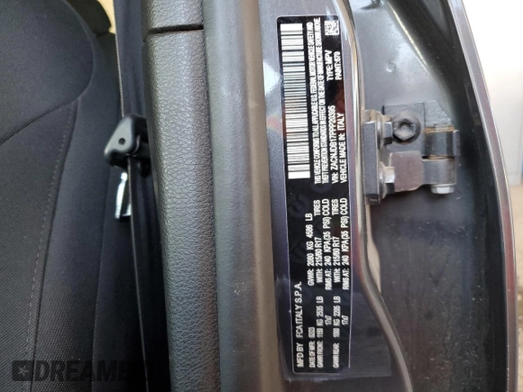 2023 Jeep Renegade Latitude z VIN ZACNJDB17PPP20395, wystawiony jako Copart lot #54654285 z przebiegiem 48 305 mil mil oraz Czysty tytuł • Clean title. Historia ofert i sprzedaży dostępna na DreamBid. Obrazek 13.