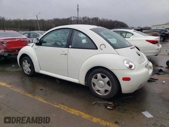 1999 Volkswagen Beetle GLS z VIN 3VWCA21C7XM428103, wystawiony jako Copart lot #86248654 z przebiegiem 177 640 mil mil oraz Szkoda całkowita • Salvage title. Historia ofert i sprzedaży dostępna na DreamBid. Obrazek 2.