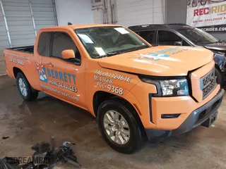 2023 Nissan Frontier S with VIN 1N6ED1CL7PN647236, listed as a IAAI auction lot 41433437 with 28,683 mi miles. Bid and sale history available at carsss.com. Image 1.