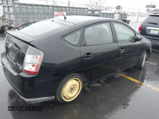 2005 Toyota Prius with VIN JTDKB20U653056869, listed as a IAAI auction lot 41729222 with Not Provided miles. Bid and sale history available at carsss.com. Image 4.