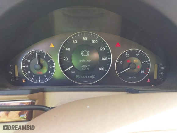 2008 Mercedes-Benz E-Class 3.0L with VIN WDBUF22XX8B205250, listed as a IAAI auction lot 41644715 with 233,381 mi miles. Bid and sale history available at carsss.com. Image 7.