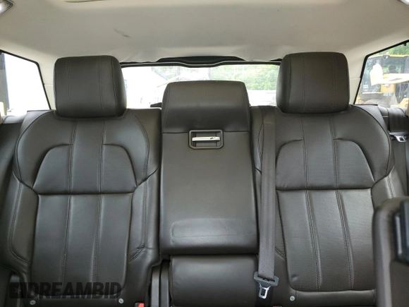 2014 Land Rover Range Rover Sport HSE with VIN SALWR2WF9EA352527, listed as a Copart auction lot 60895315 with 117,930 mi miles and Clean title. Bid and sale history available at DreamBid. Image 10.