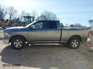 2009 Dodge Ram 1500 SLT with VIN 1D3HB18P49S800667, listed as a IAAI auction lot 41756698 with 267,731 mi miles. Bid and sale history available at carsss.com. Image 14.