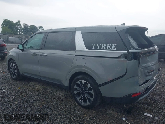 2024 Kia Carnival EX with VIN KNDNC5H31R6377648, listed as a IAAI auction lot 40124659 with 14,386 mi miles and . Bid and sale history available at DreamBid. Image 3.