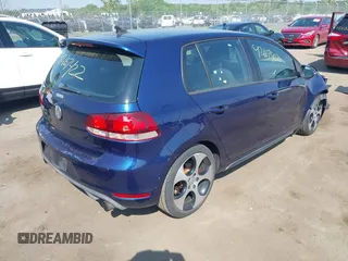 2012 Volkswagen GTI w/Conv & Sunroof PZEV с VIN WVWHD7AJ9CW317932, выставлен на аукционе IAAI как лот 42167422 с пробегом 57 979 миль миль и . История ставок и продаж доступна на DreamBid. Изображение 4.