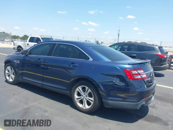 2017 Ford Taurus SEL z VIN 1FAHP2E82HG116530, wystawiony jako IAAI lot #42224056 z przebiegiem 100 946 mil mil oraz . Historia ofert i sprzedaży dostępna na DreamBid. Obrazek 3.