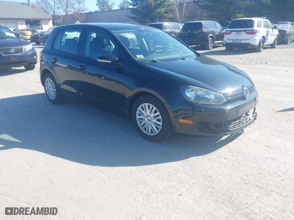 2013 Volkswagen Golf w/Conv & Sunroof with VIN WVWDB7AJ2DW138332, listed as a IAAI auction lot 42039901 with 113,636 mi miles. Bid and sale history available at carsss.com. Image 1.