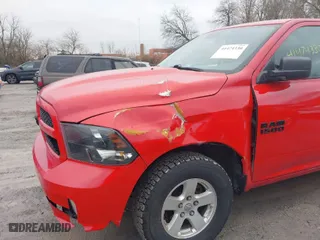 2018 Ram 1500 Express with VIN 1C6RR7FG6JS235462, listed as a IAAI auction lot 41474330 with 133,222 mi miles. Bid and sale history available at carsss.com. Image 6.