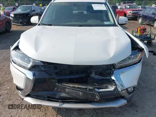 2016 Mitsubishi Outlander GT с VIN JA4JZ4AX4GZ018319, выставлен на аукционе IAAI как лот 42701251 с пробегом 135 936 миль миль и . История ставок и продаж доступна на DreamBid. Изображение 6.