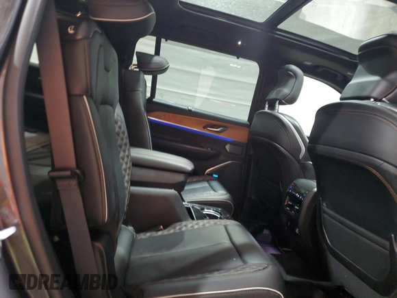 2022 Jeep Grand Cherokee Summit Reserve with VIN 1C4RJKET0N8590504, listed as a Copart auction lot 55561345 with 30,647 mi miles and Salvage title. Bid and sale history available at DreamBid. Image 11.