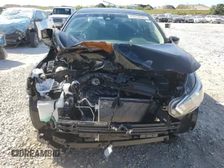 2020 Nissan Versa S z VIN 3N1CN8DV7LL865352, wystawiony jako Copart lot #58872445 z przebiegiem 113 318 mil mil oraz Nie do naprawy. Historia ofert i sprzedaży dostępna na DreamBid. Obrazek 5.